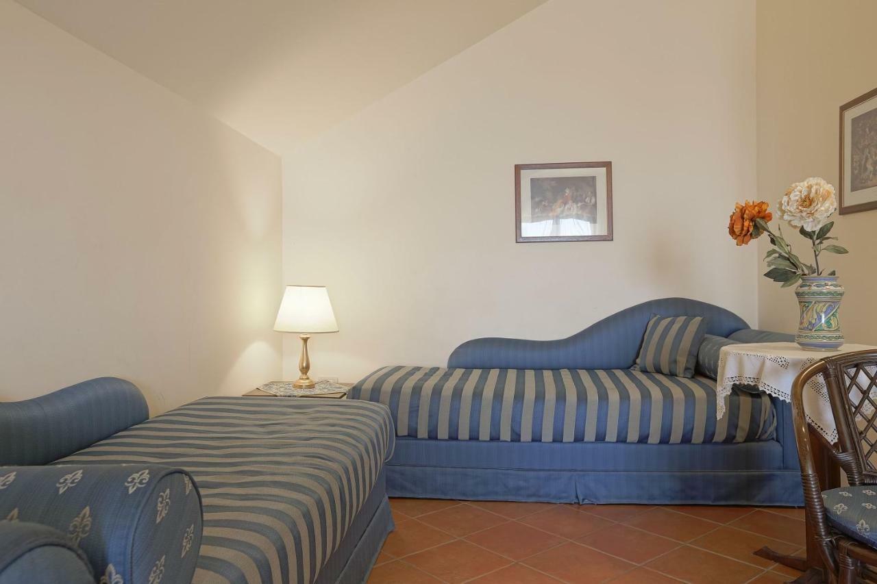 Pigna D'Oro Country Hotel Санто-Стефано Экстерьер фото
