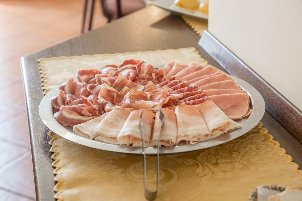 Pigna D'Oro Country Hotel Санто-Стефано Экстерьер фото